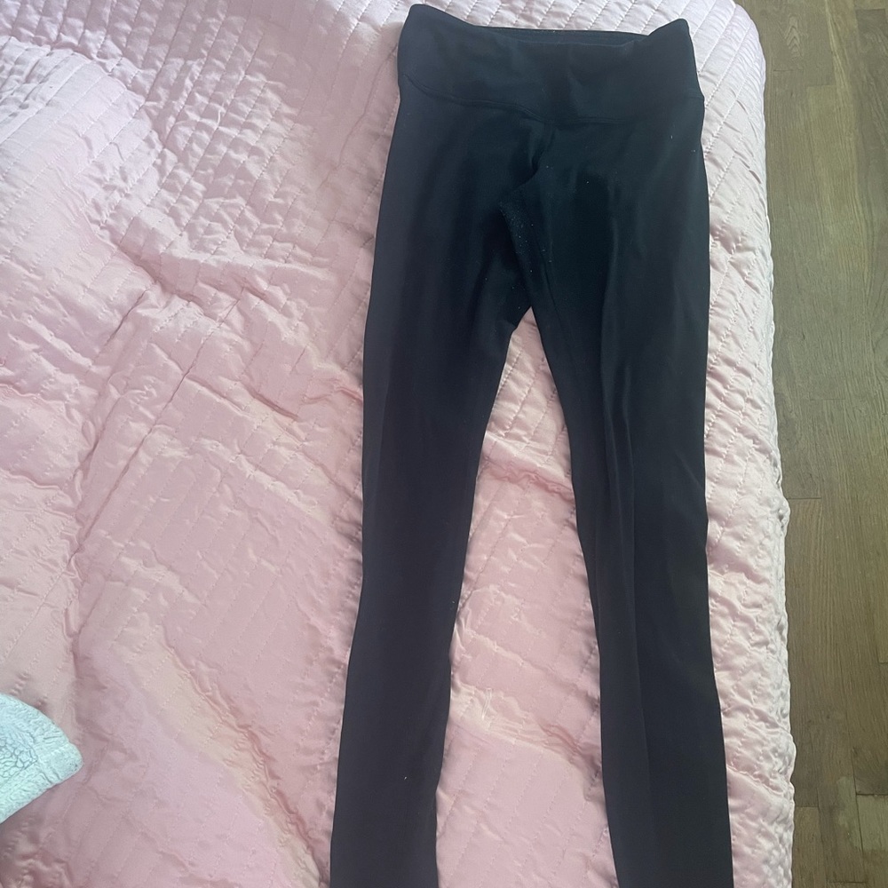 Black Lulu Lemon leggings